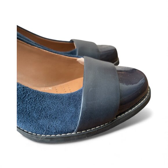 Clarks Suede Heels - Size 7.5 - Picture 4 of 5